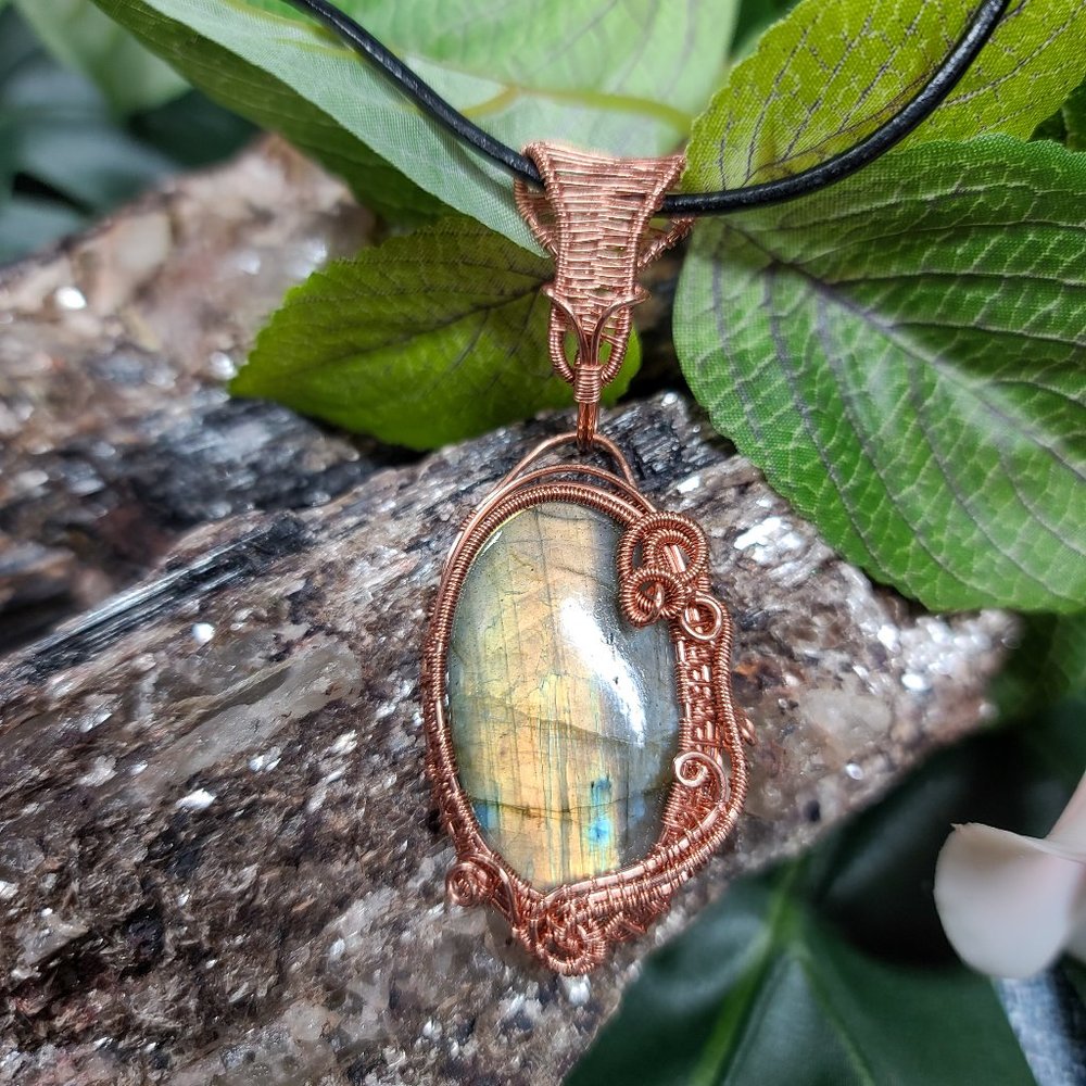 Labradorite Vine Pendant by Ulara Moon